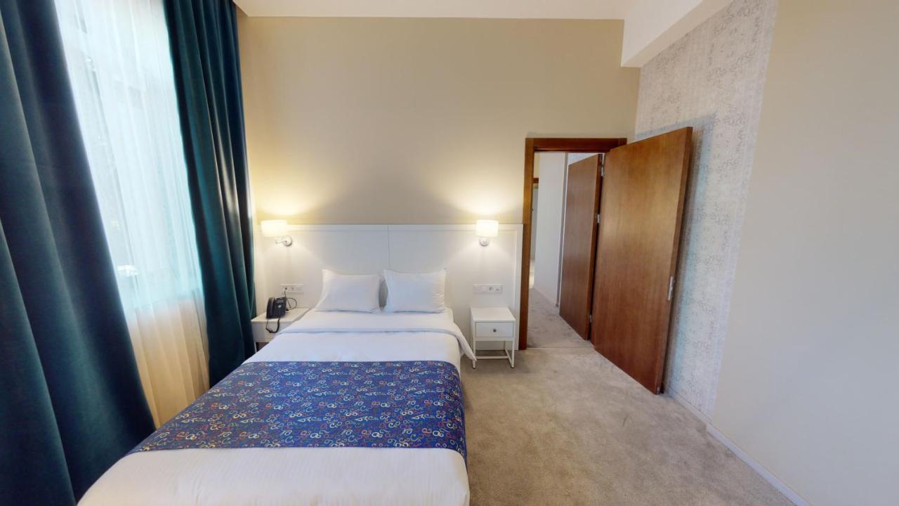 Epigraph Design Kosher Hotel Tbilisi Bagian luar foto