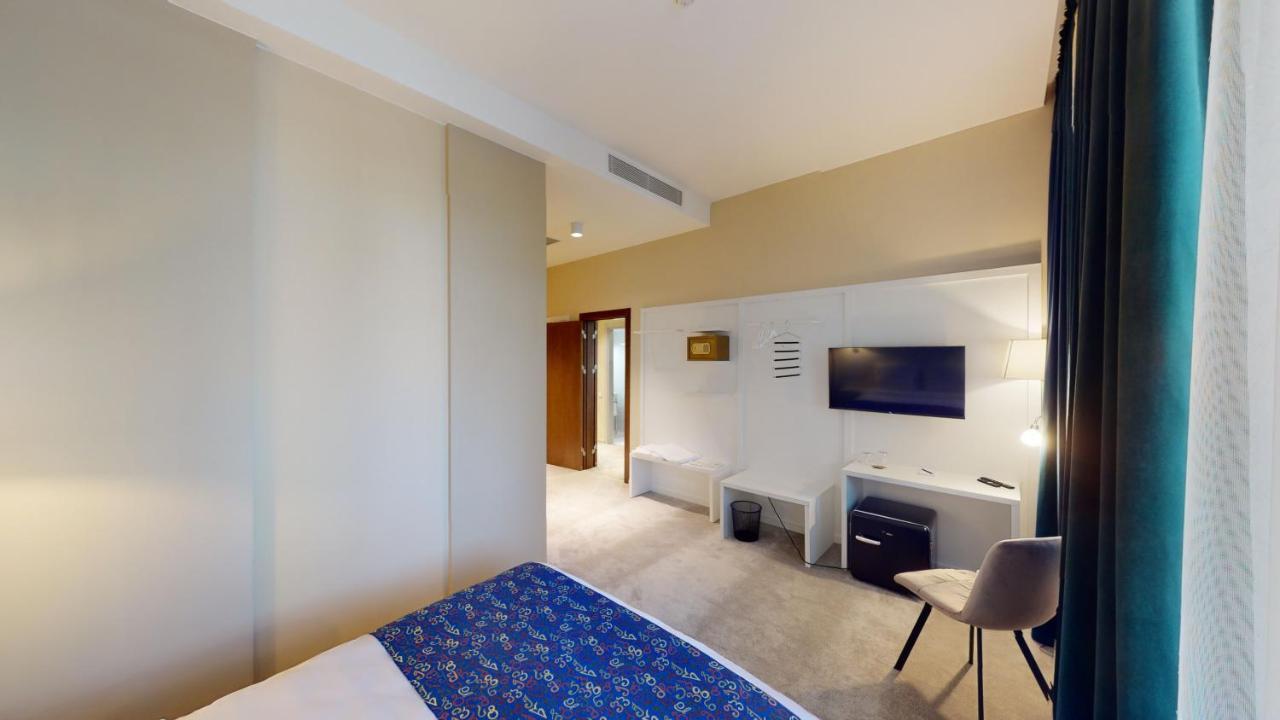 Epigraph Design Kosher Hotel Tbilisi Bagian luar foto
