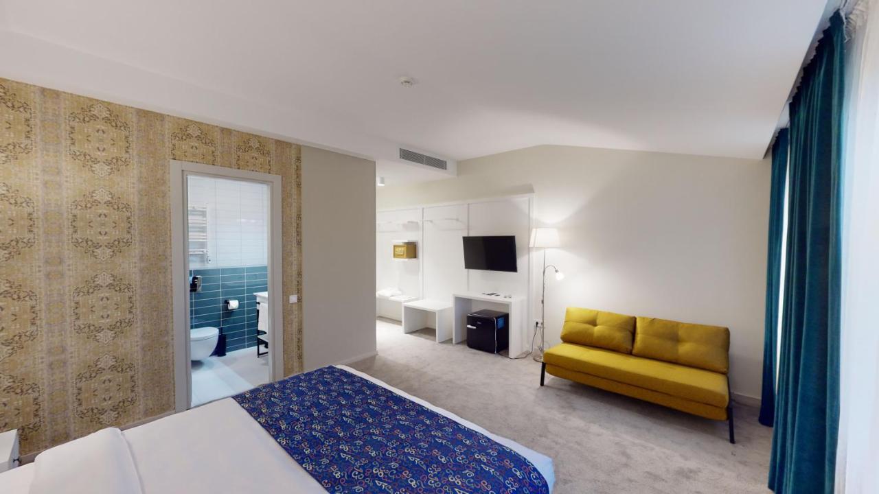 Epigraph Design Kosher Hotel Tbilisi Bagian luar foto