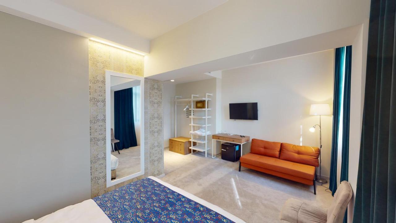 Epigraph Design Kosher Hotel Tbilisi Bagian luar foto