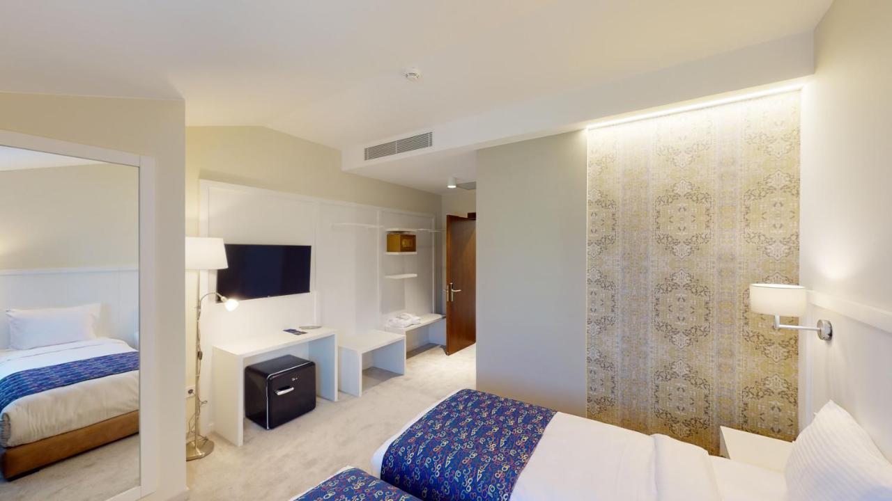 Epigraph Design Kosher Hotel Tbilisi Bagian luar foto