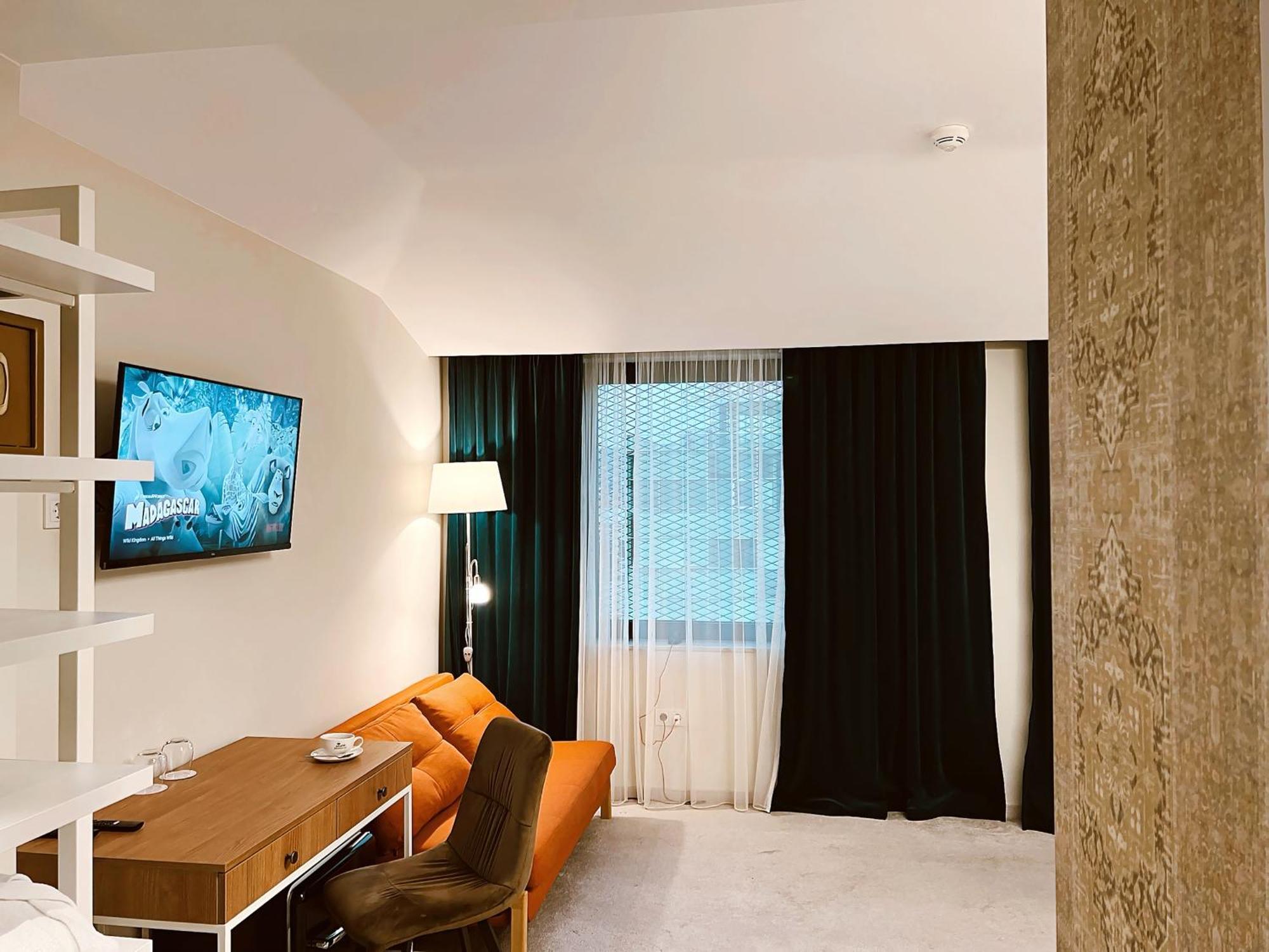 Epigraph Design Kosher Hotel Tbilisi Bagian luar foto